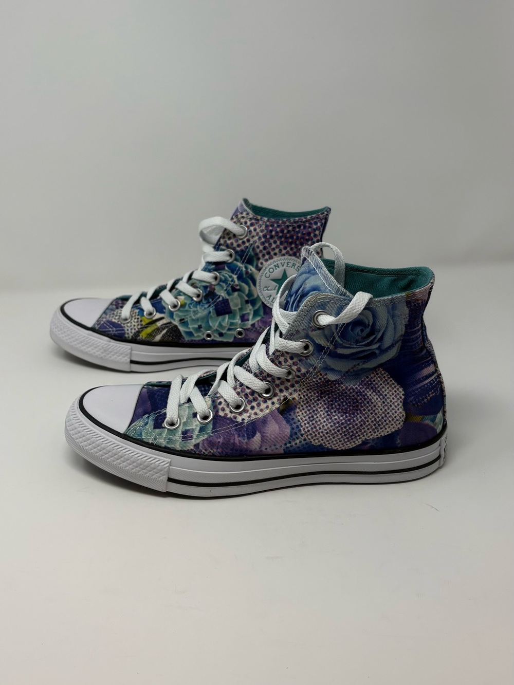 Converse Chuck Taylor All Star CTAS Digital Floral High Top Multicolor Womens 7